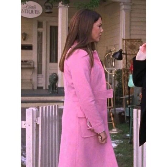 Lorelai gilmore pink coat shop